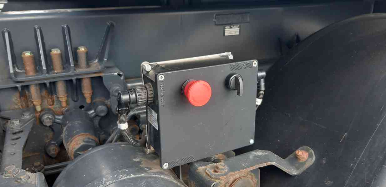 Sklápěč MB AROCS 8x4 MEILLER Bordmatic / elektr. plachta - foto 29