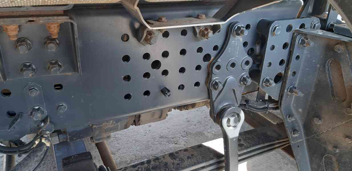 Sklápěč MB AROCS 8x4 MEILLER Bordmatic / elektr. plachta - foto 37