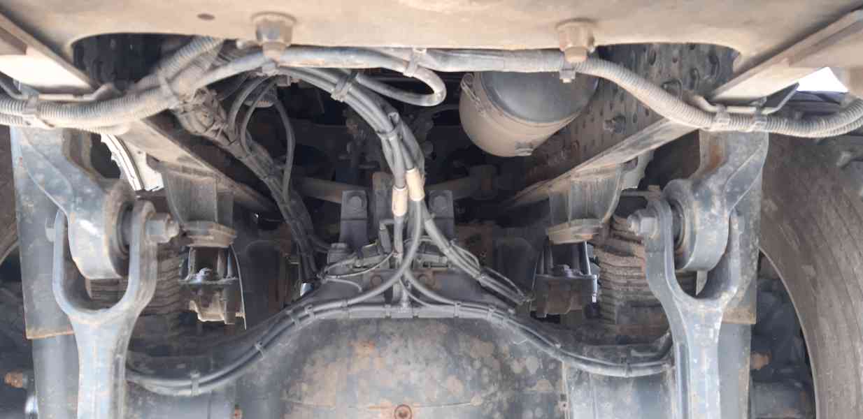 Sklápěč MB AROCS 8x4 MEILLER Bordmatic / elektr. plachta - foto 45