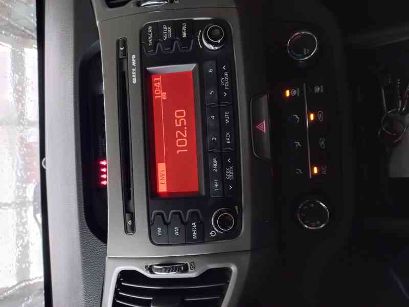 Prodám Kia Sportage - foto 10