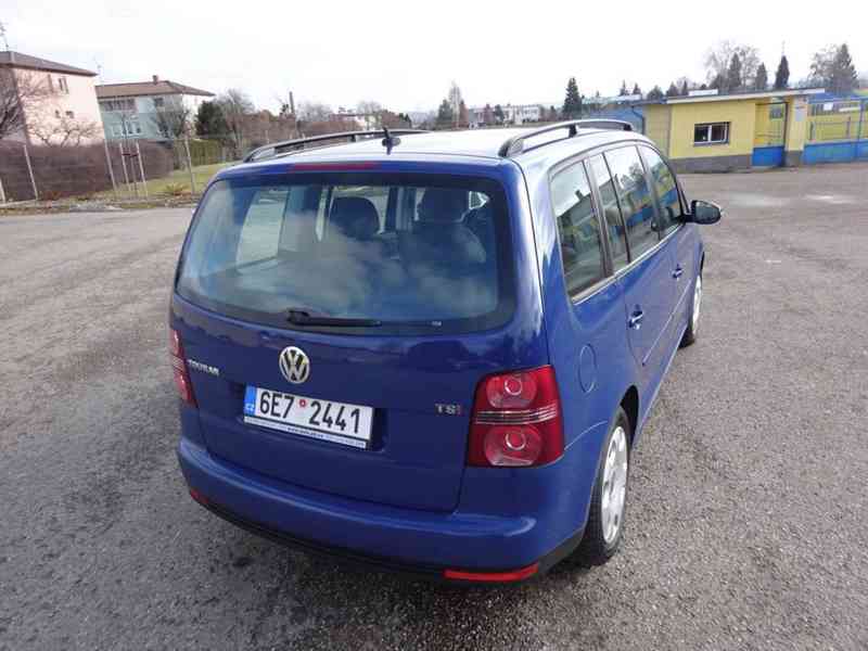 VW Touran 1.4 TSI r.v.2010 (103 kw) tk:10/2026 - foto 4