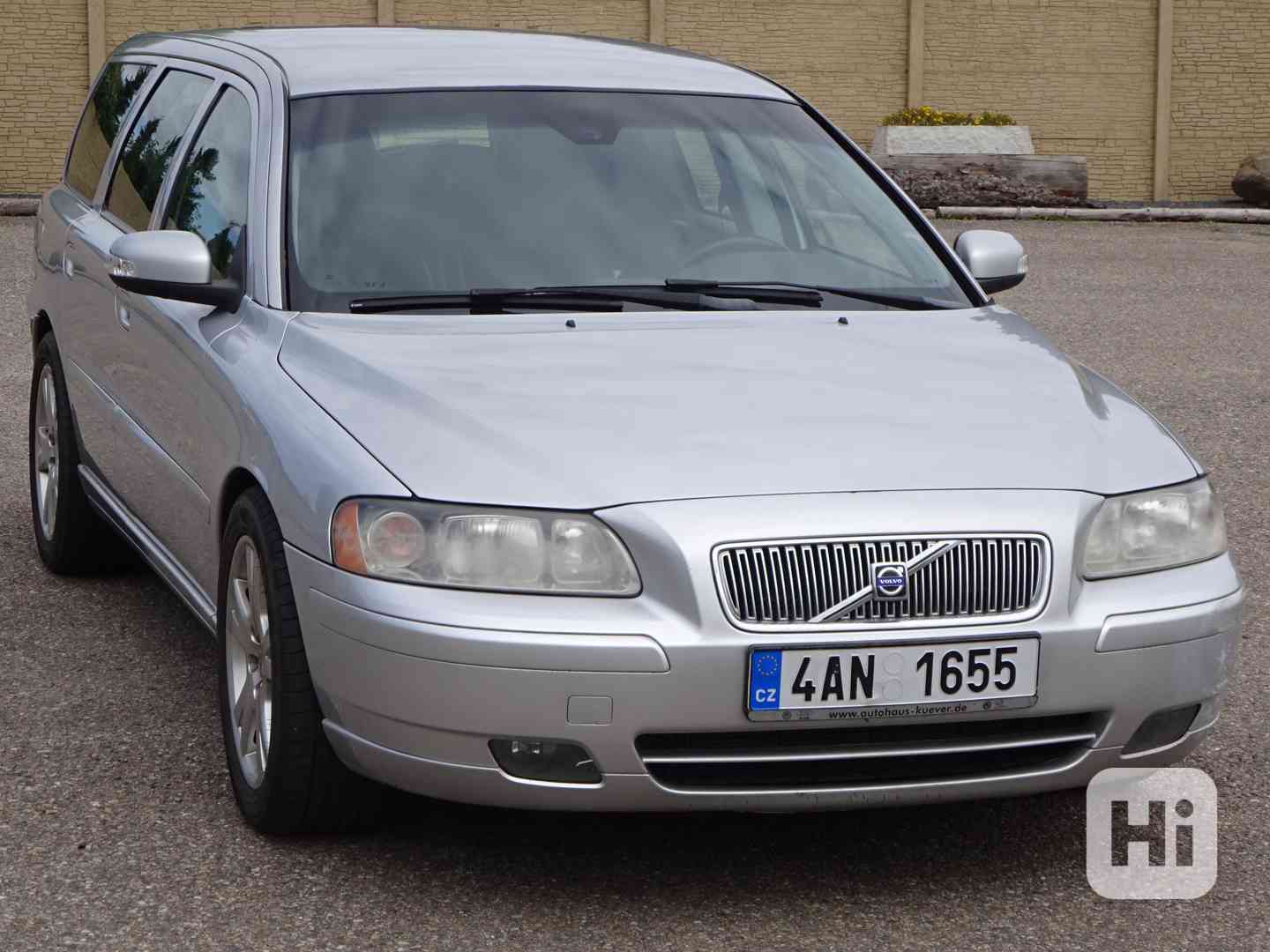 Volvo V70 2.4 D5 Combi r.v.2007 (stk:7/2027) 120 kw - foto 1