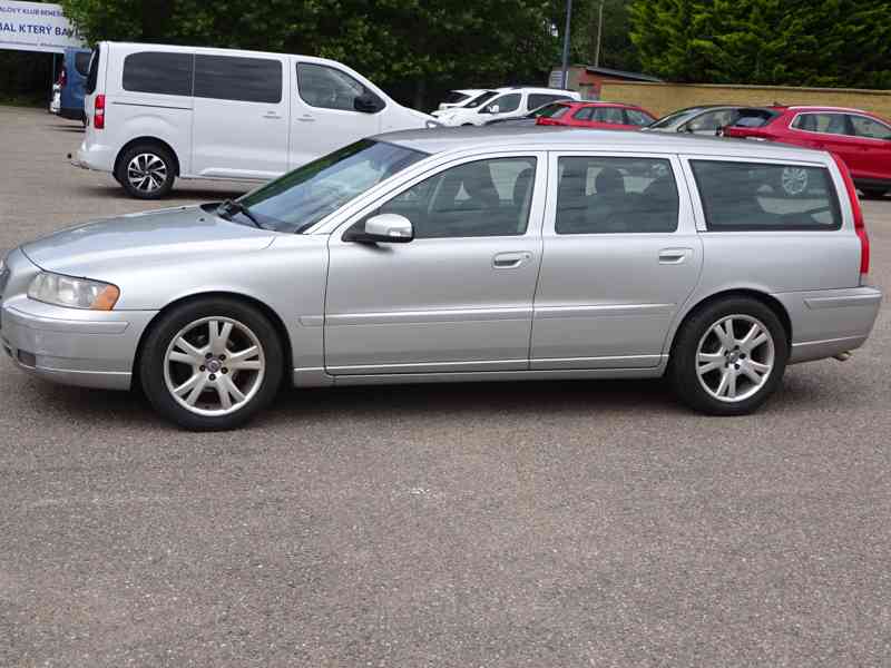 Volvo V70 2.4 D5 Combi r.v.2007 (stk:7/2027) 120 kw - foto 3