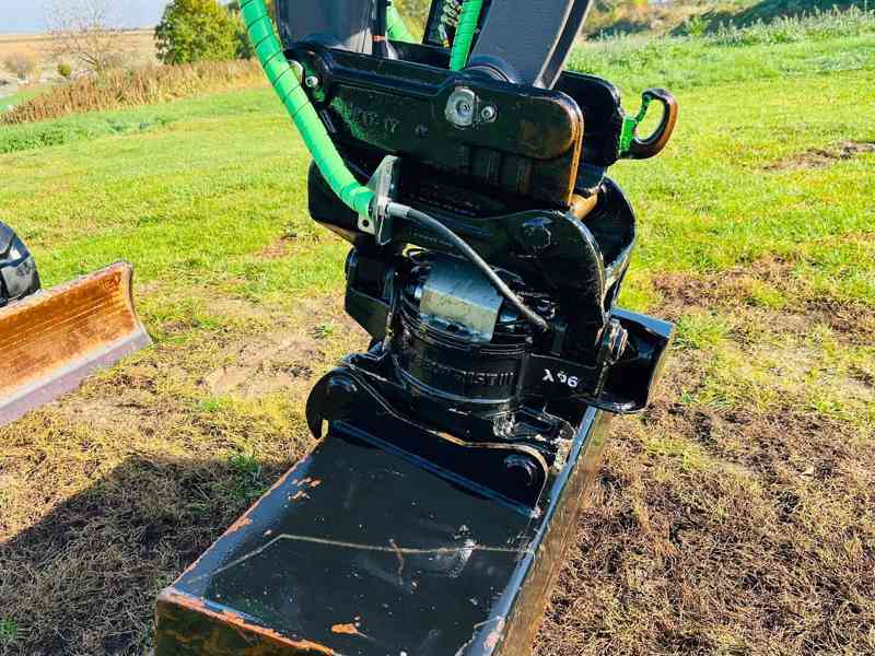 Pásové rypadlo Volvo ECR50D (Možnost leasingu) - foto 9