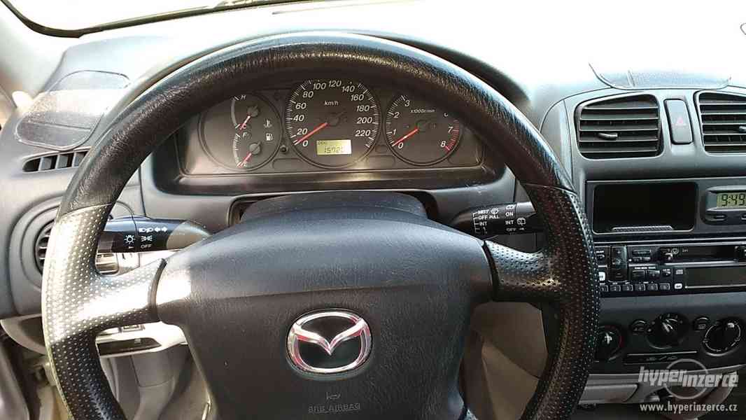 Mazda 323 F BJ 1.3 53kW benzin hatchback - foto 15