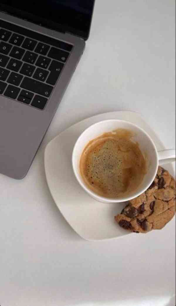Práce z domova/Home office - foto 3