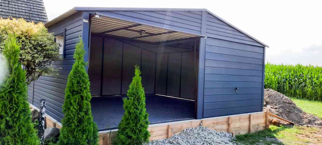 Plechová garáž 6x6m, sedlová střecha - 2x vrata + okno TS284 - foto 2