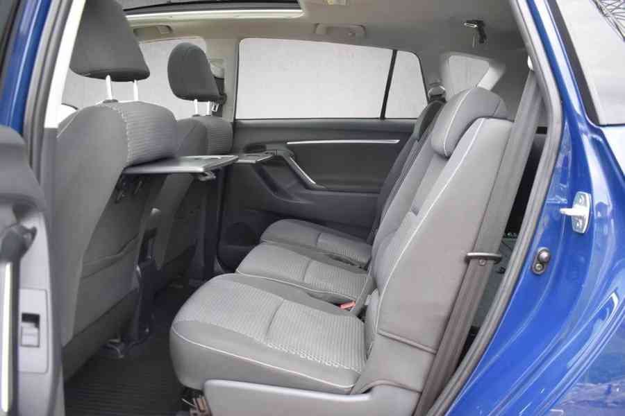 Toyota Verso 1.8i Autom. SkyView Edition benzín 108kw - foto 2