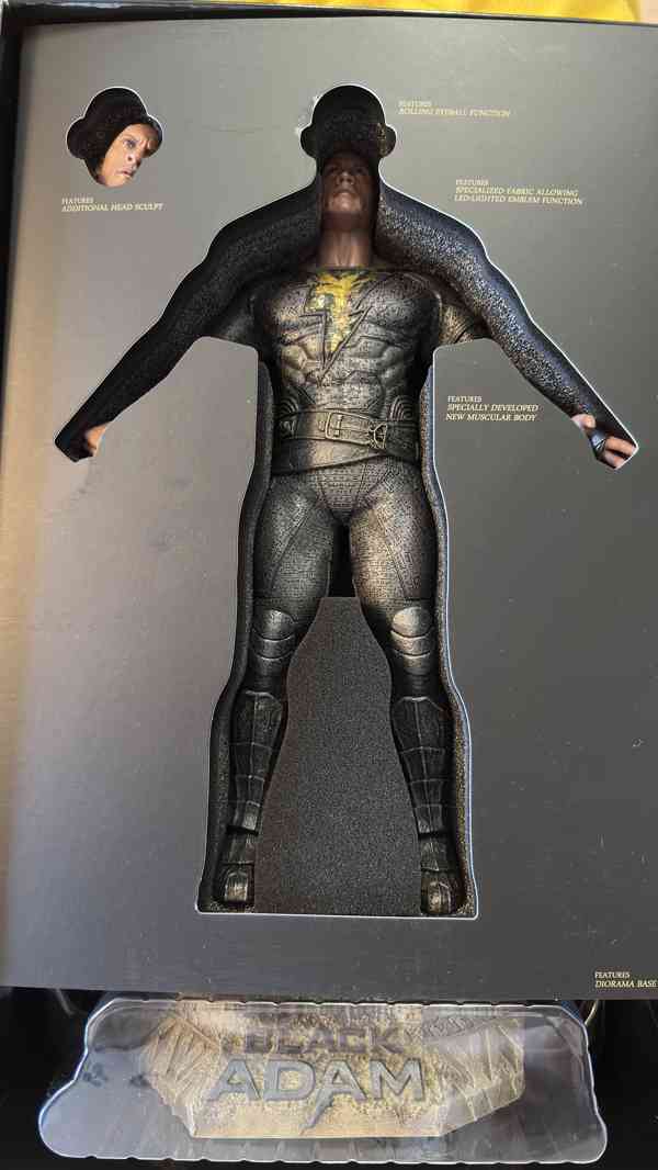 Hot Toys Black Adam – Deluxe Edition 1/6 (DX) – TOP stav - foto 8