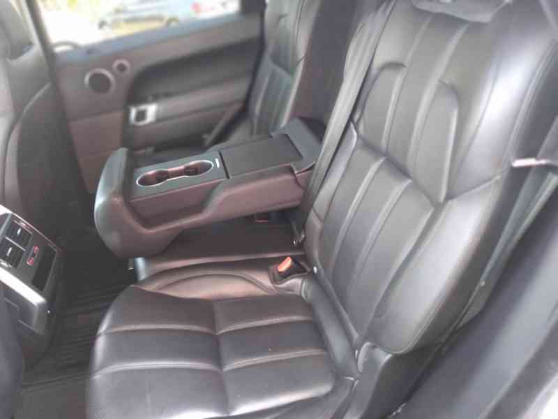 LAND ROVER RANGE ROVER SPORT 3.0 TDV6 DPH,ČR - foto 28