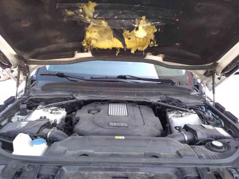 LAND ROVER RANGE ROVER SPORT 3.0 TDV6 DPH,ČR - foto 38