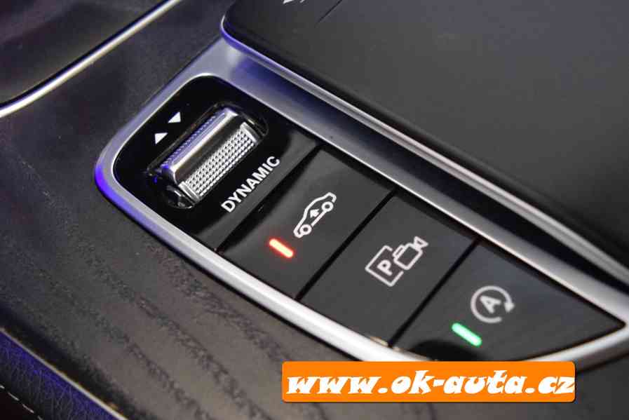 Mercedes-Benz Třídy E 220 D 4MATIC AMG HYD.PODVOZEK 2021-DPH - foto 8