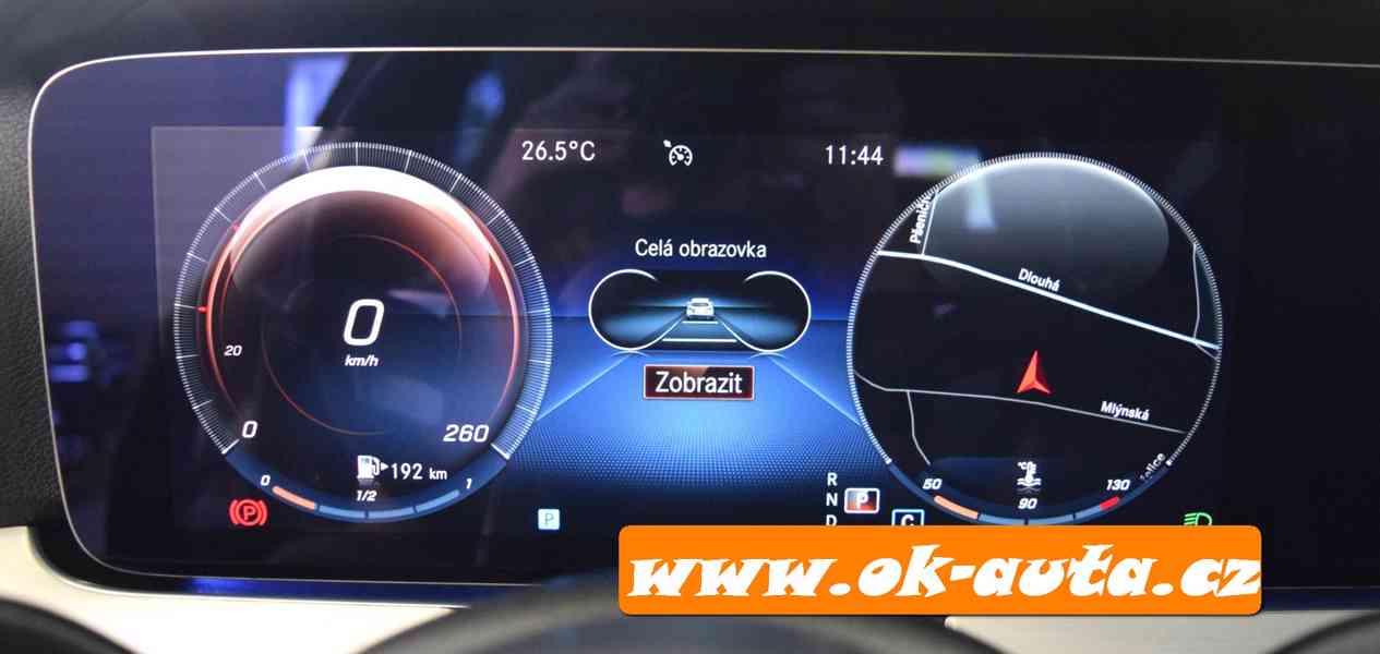 Mercedes-Benz Třídy E 220 D 4MATIC AMG HYD.PODVOZEK 2021-DPH - foto 29