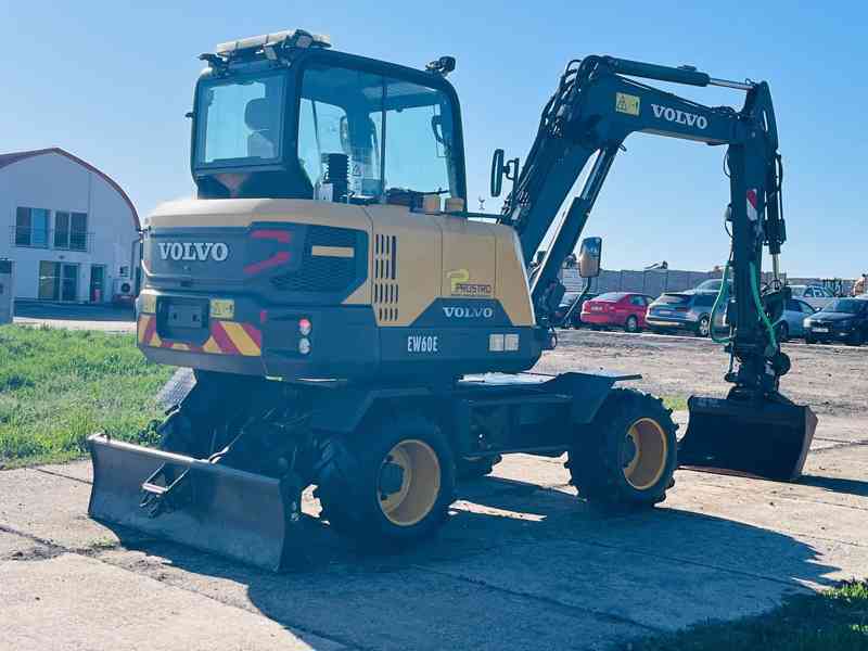 Kolové rypadlo Volvo EW60E (Možnost leasingu) - foto 4