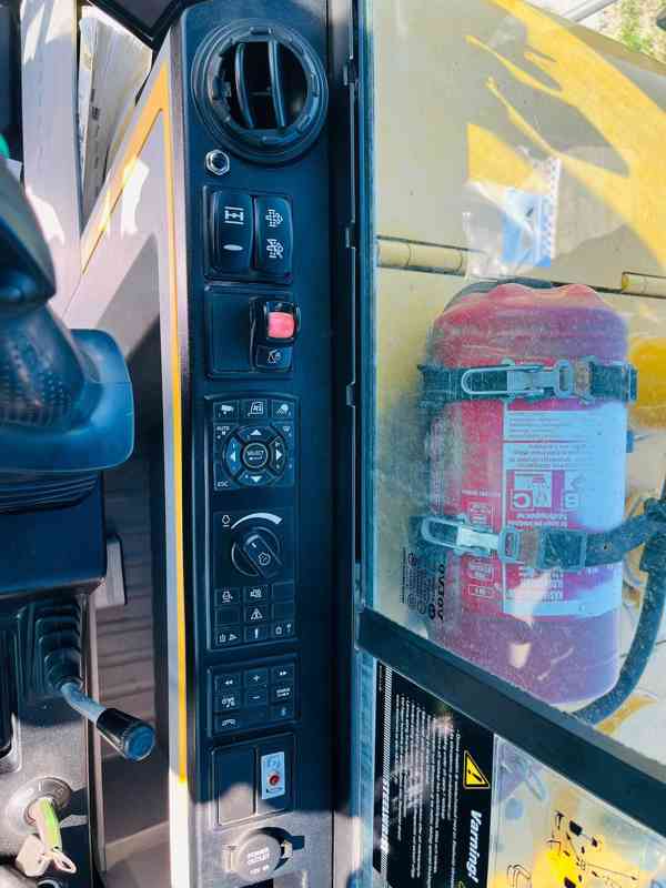 Kolové rypadlo Volvo EW60E (Možnost leasingu) - foto 14