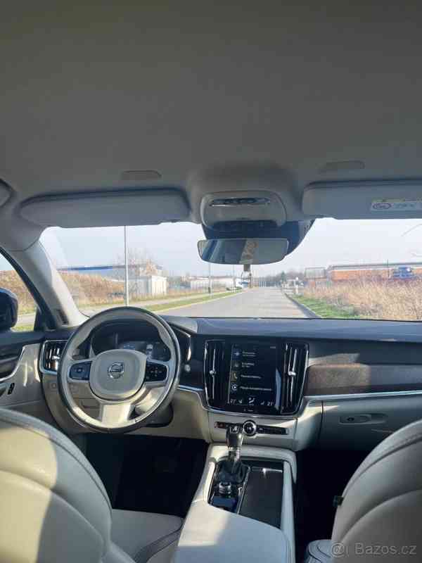 Volvo V90 CROSS Country D4 AWD, 140 kW - foto 7