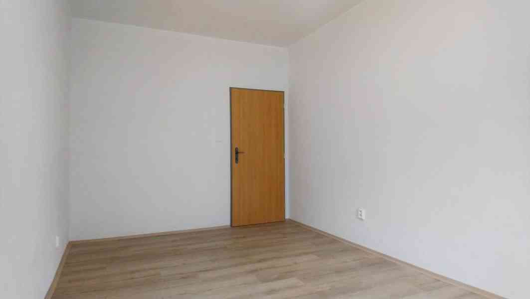 Pronájem 2+1, 60m2 (Horní Růžodol, ul. Dr. M. Horákové) - foto 4
