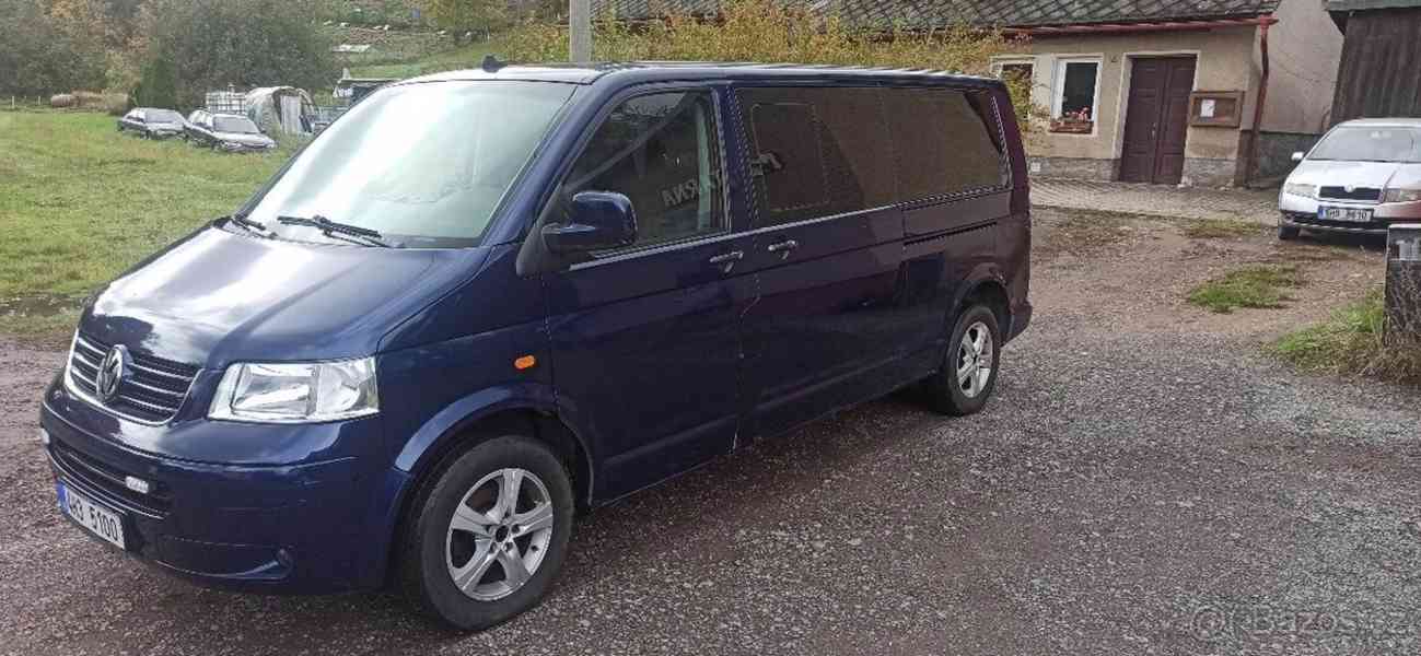 Volkswagen Transporter T5, dlouhý, 8 míst - foto 8