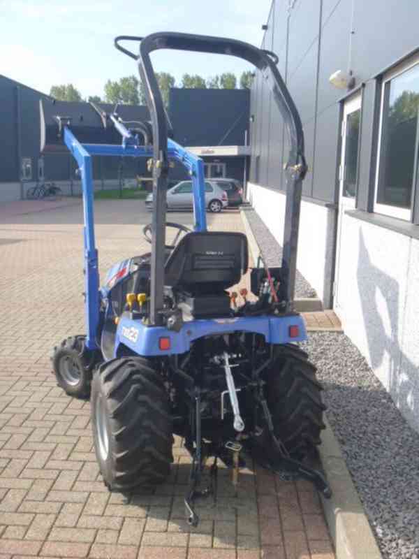 Traktor Iseki TXG23 4wd HST - foto 15