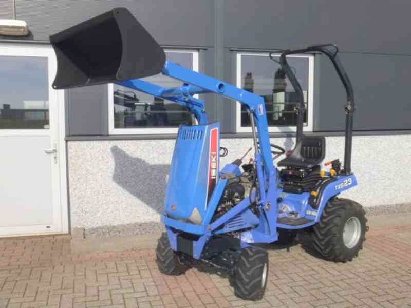 Traktor Iseki TXG23 4wd HST - foto 11