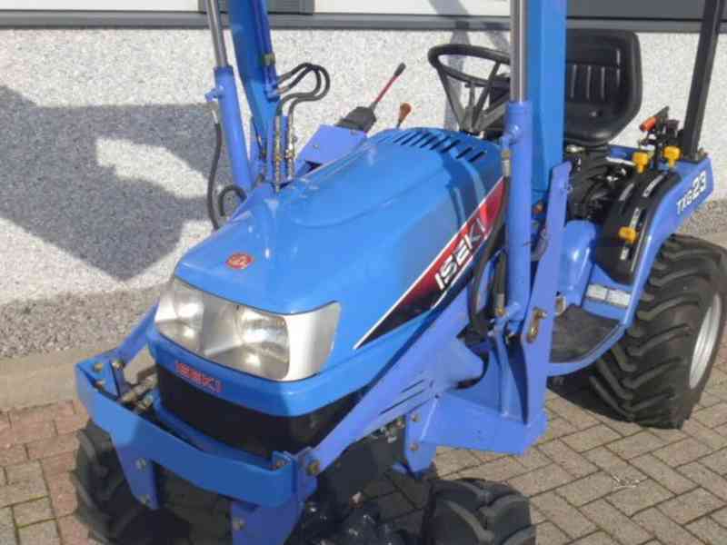 Traktor Iseki TXG23 4wd HST - foto 5
