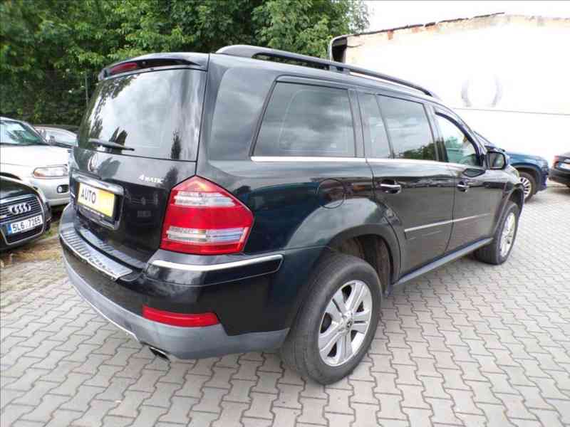 Mercedes-Benz GL V8 4,0 420 CDI 4MATIC - foto 4