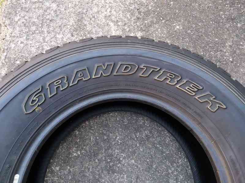 nové pneu 285/65 R17 Dunlop - foto 3