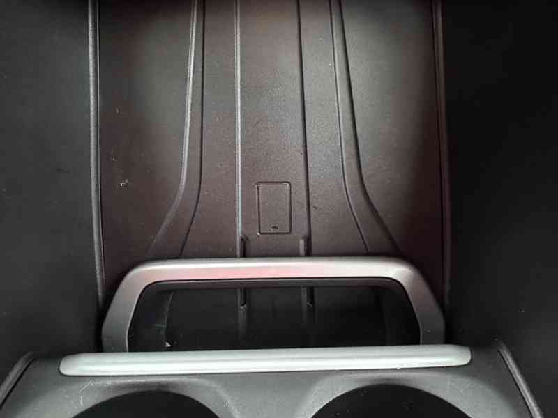 BMW 218i Active Tourer LED, ACC, Kamera,zimní AL sada, KeyL - foto 16