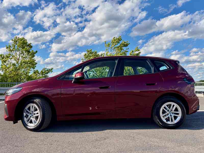BMW 218i Active Tourer LED, ACC, Kamera,zimní AL sada, KeyL - foto 19