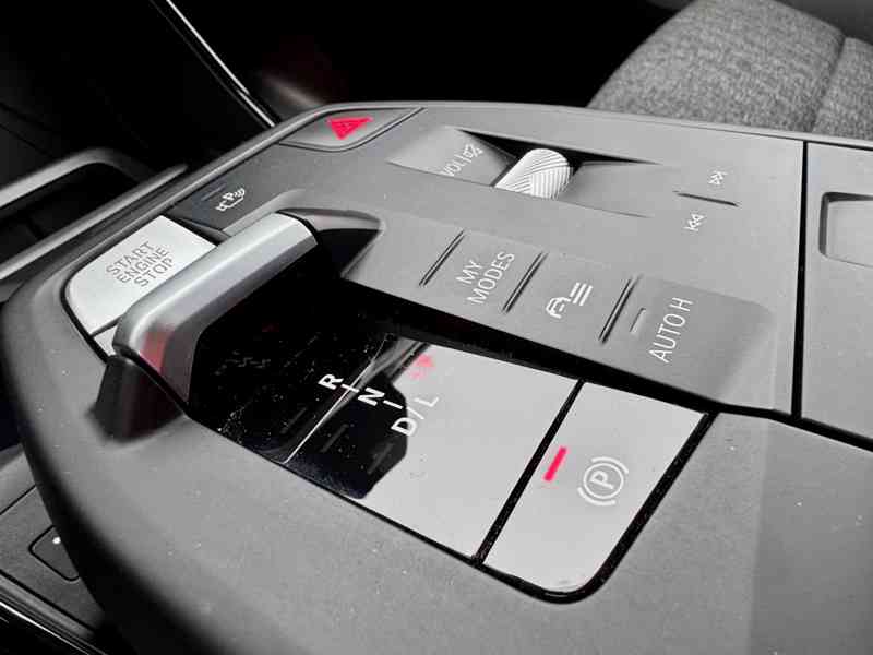 BMW 218i Active Tourer LED, ACC, Kamera,zimní AL sada, KeyL - foto 15