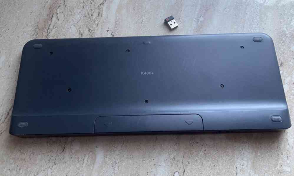 Bluetooth klávesnice Logitech K400 - foto 3