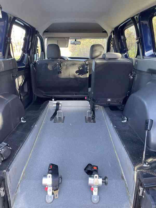 Dacia Dokker: rampa pro převoz vozíčkáře - foto 7