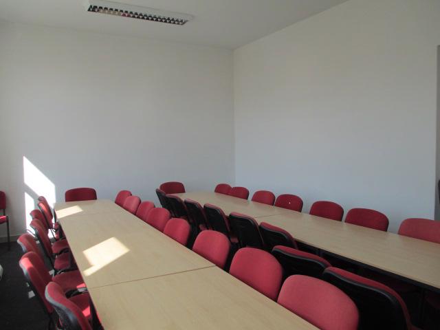 Obchodní + administrativní prostory 887m2 - Mladá Boleslav - foto 11