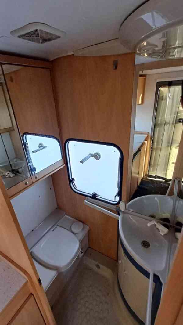 Karavan Bürstner Fun + toaleta + velký předstan + nová STK - foto 15