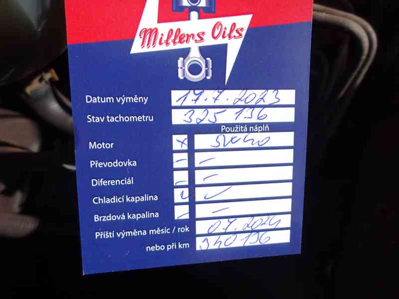 VW Multivan 2.5 TDI r.v.1998 (75 kw) závěs - foto 16