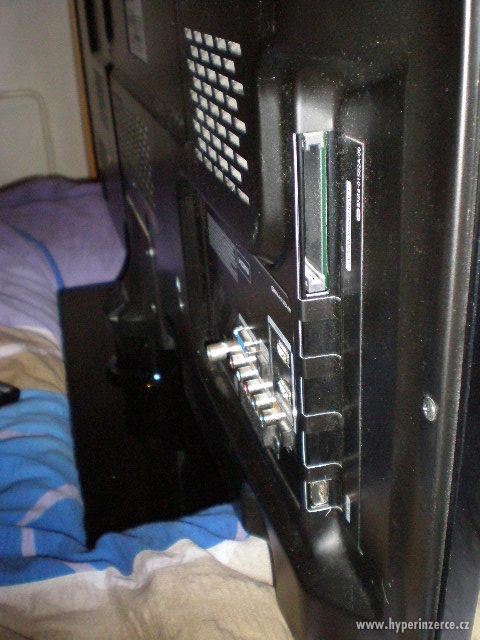TV Samsung - foto 3