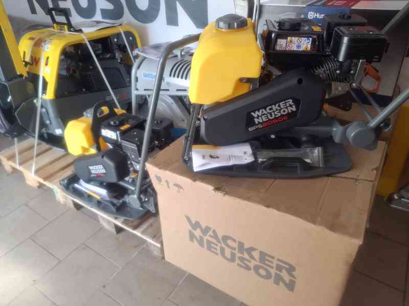 Vibrační deska WACKER NEUSON BPS 2050Gw-c - foto 1