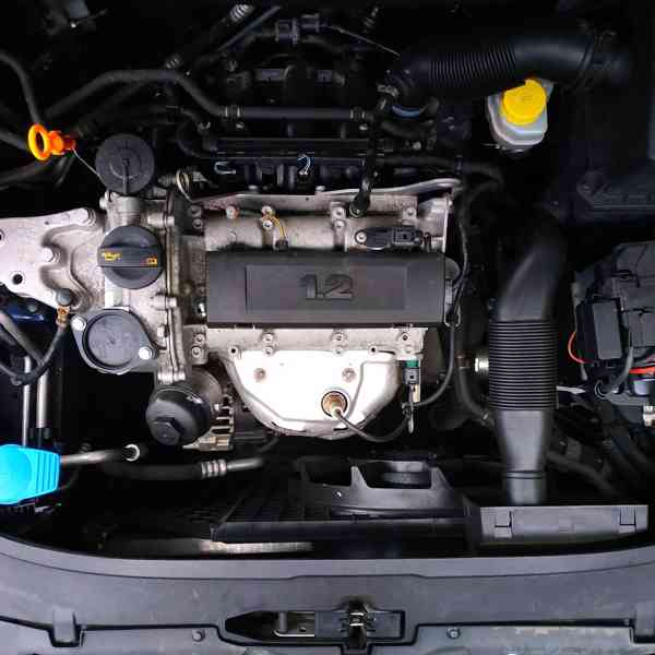 Prodám Fabia II, r.v.11/2012, najeto 74350km, - foto 17