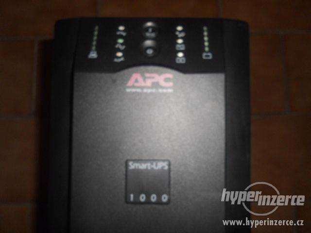 APC smart ups 1000 - foto 3
