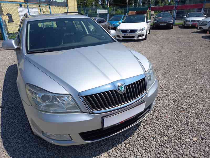 ŠKODA Octavia Combi 1,6TDI Ambition Plus ČR  - foto 3