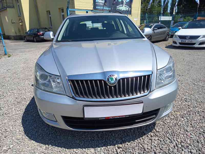 ŠKODA Octavia Combi 1,6TDI Ambition Plus ČR  - foto 4
