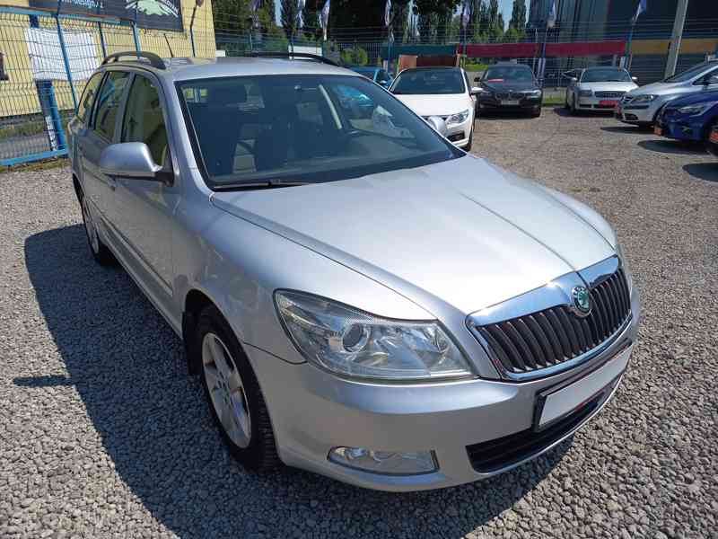 ŠKODA Octavia Combi 1,6TDI Ambition Plus ČR  - foto 2