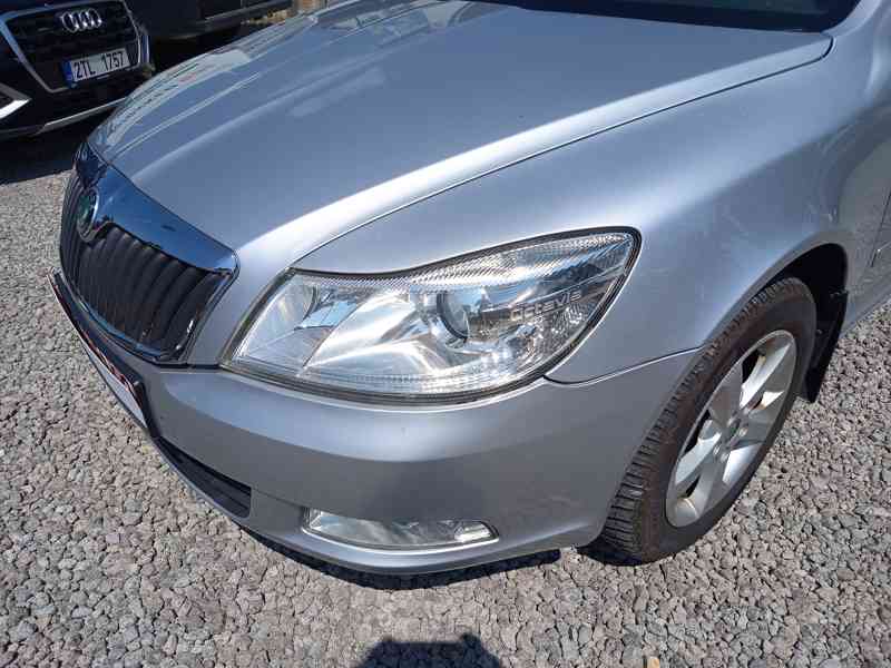 ŠKODA Octavia Combi 1,6TDI Ambition Plus ČR  - foto 6