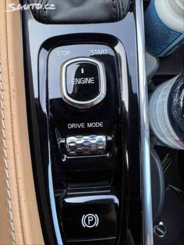 Volvo S90 2,0   D4 140kW - foto 8