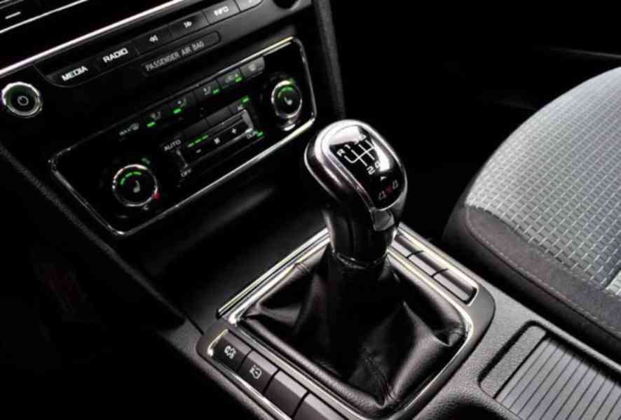Skoda Superb 1.8 TSI 4x4 - foto 6