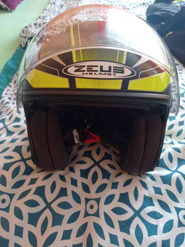 Moto helma Zeus ZS-611 Fluo - foto 2