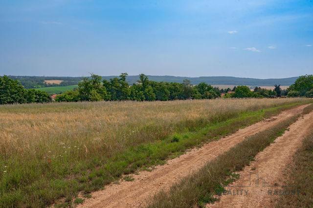 Prodej investičního pozemku o CP 1264m2 v Moravském Krumlově, parcela Moravský Krumlov - foto 2