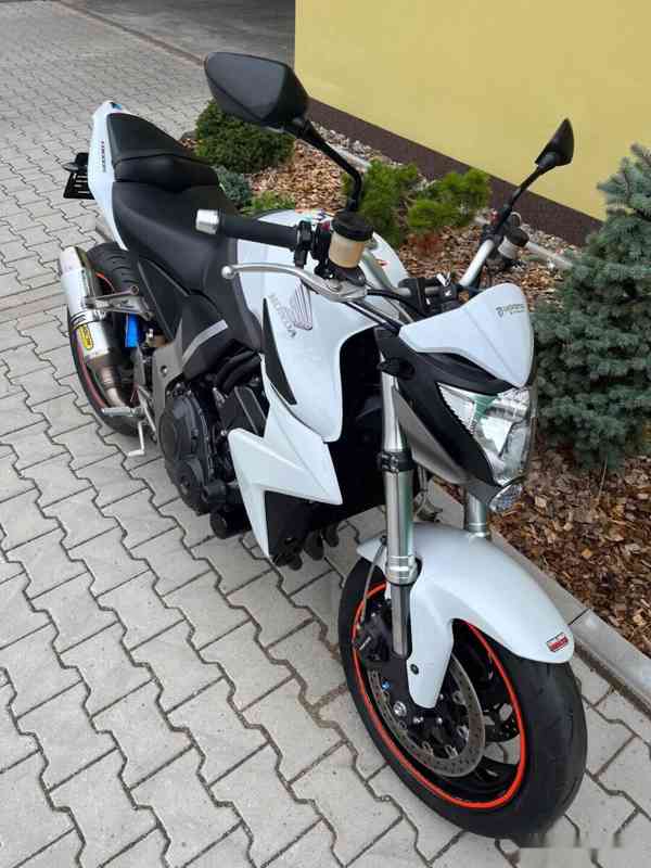 Honda CB 1000R - foto 2