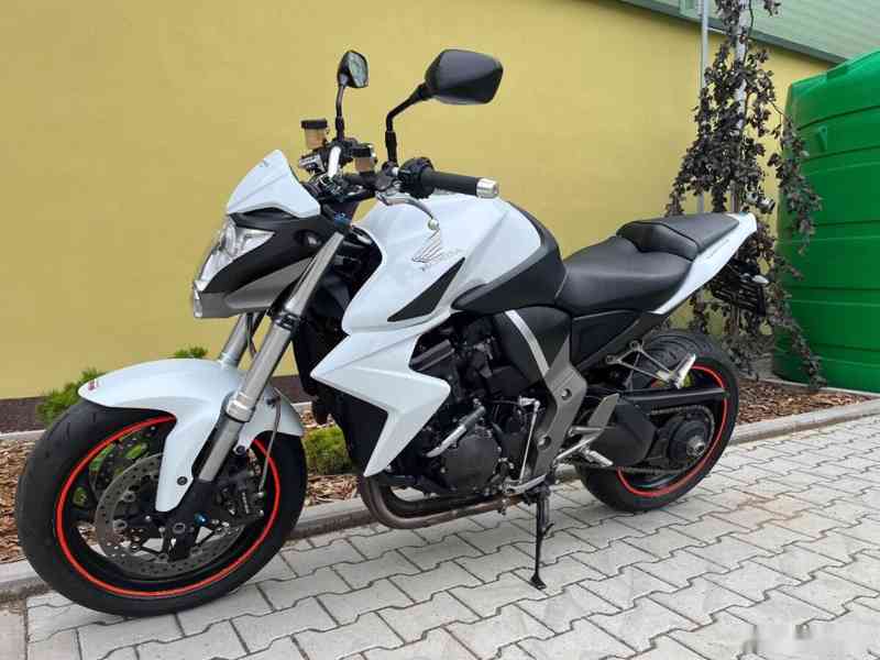 Honda CB 1000R - foto 12