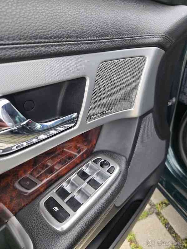 Jaguar XF 3,0 Sportbreak DS - foto 3